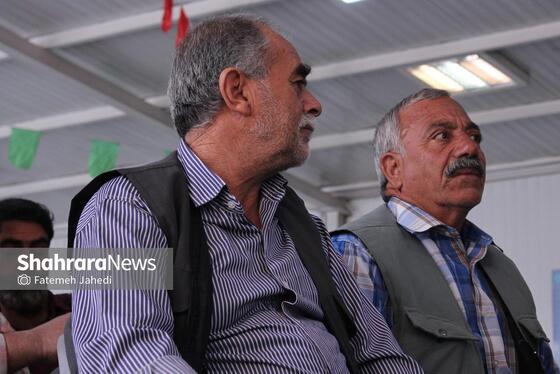 گزارش تصویری | نشست صمیمی با کارگران در ایست‌کار میدان امام‌حسین(ع) مشهد (۱۱ اردیبهشت ۱۴۰۴)