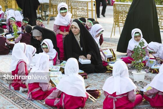 گزارش تصویری | اجتماع ۵ هزار نوگل قرآنی در صحن پیامبر اعظم (ص) حرم مطهر رضوی