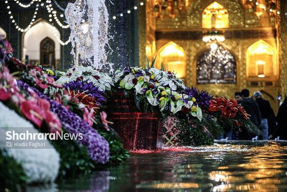 گزارش تصویری | گل‌آرایی حرم مطهر رضوی به‌مناسبت سالروز میلاد امام‌رضا(ع)