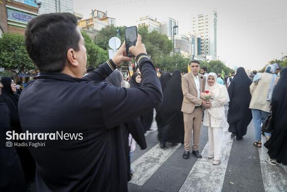 گزارش تصویری | جشن میلیونی امام‌رضایی‌ها در شب میلاد امام‌رضا (ع) / ۲