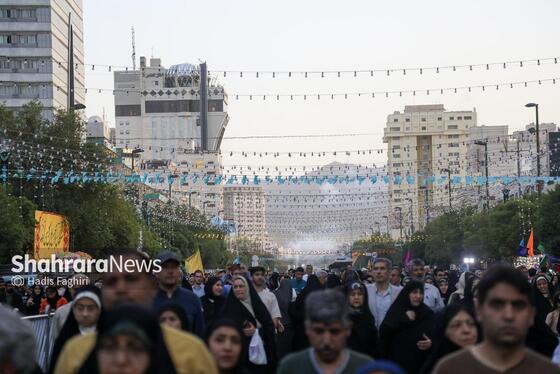گزارش تصویری | جشن میلیونی امام‌رضایی‌ها در شب میلاد امام‌رضا (ع) / ۲