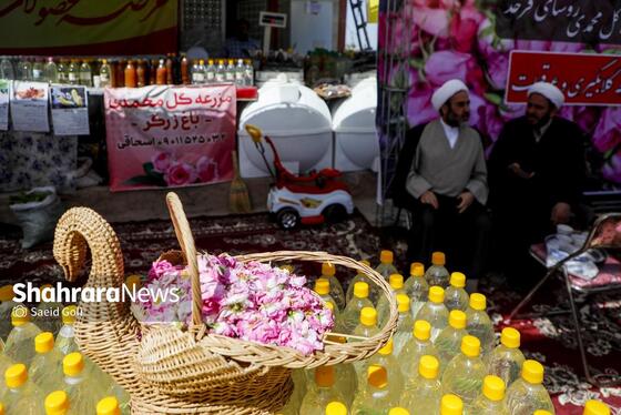 گزارش تصویری | جشن گل‌های محمدی روستای فرخد خراسان رضوی