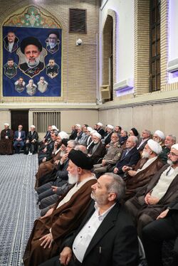 گزارش تصویری | مراسم بزرگداشت شهید رئیسی و شهدای خدمت با حضور رهبر معظم انقلاب (۳۰ اردیبهشت ۱۴۰۴)