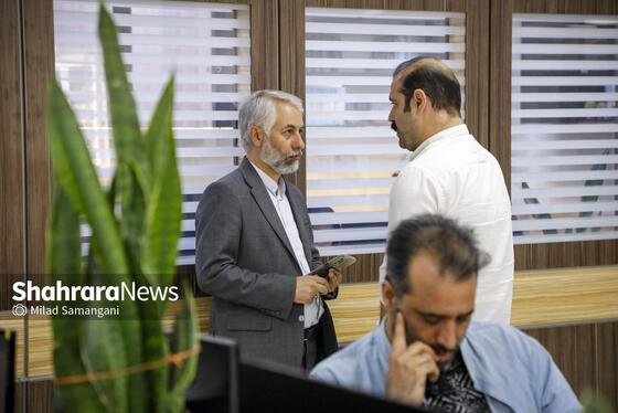 گزارش تصویری | بازدید مدیران شهری از روزنامه شهرآرا به مناسبت شانزدهمین سالگرد انتشار این روزنامه