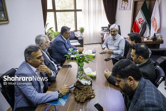 گزارش تصویری | بازدید مدیران شهری از روزنامه شهرآرا به مناسبت شانزدهمین سالگرد انتشار این روزنامه