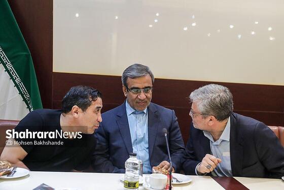 گزارش تصویری | مراسم تجلیل شهرداری از افتخارآفرینان فوتبال پایه مشهد در کشور