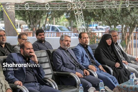 گزارش تصویری | آیین رونمایی از ماشین‌آلات پیشرفته تراش و اجرای آسفالت و بهره‌برداری از کارخانه تولید قیر امولسیون در مشهد