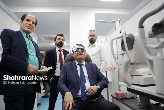 گزارش تصویری | بازدید دیپلمات‌های کشورهای همسایه از ظرفیت‌های گردشگری سلامت مشهد