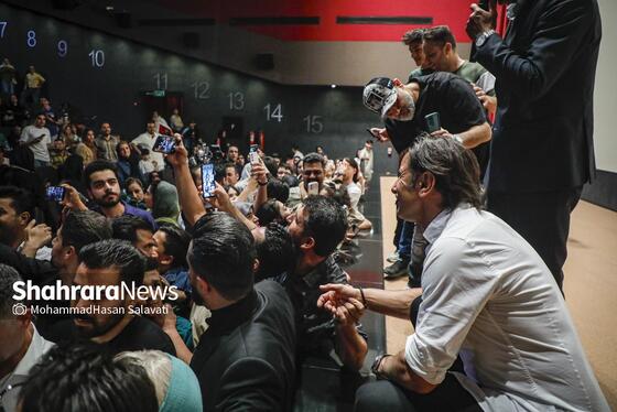 گزارش تصویری | اکران مردمی فیلم «زیبا صدایم کن » با حضور عوامل در مشهد