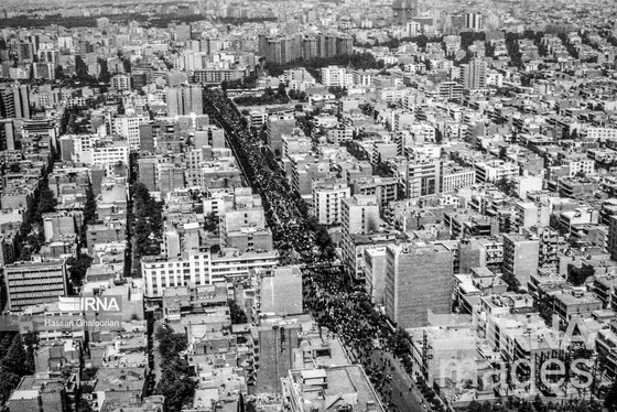 گزارش تصویری | بزرگترین مراسم تشییع دنیا