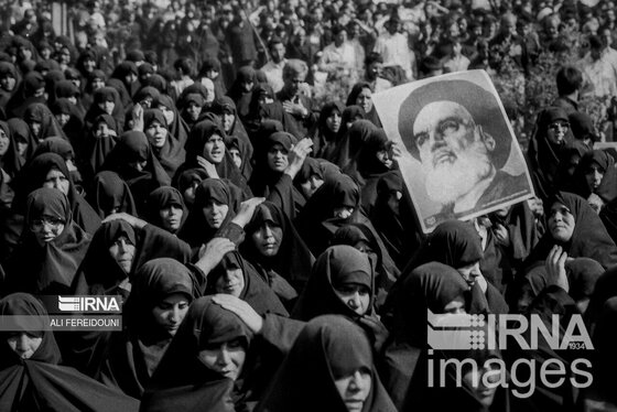 گزارش تصویری | بزرگترین مراسم تشییع دنیا