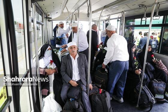 گزارش تصویری | بازگشت اولین کاروان حجاج خراسانی به مشهد