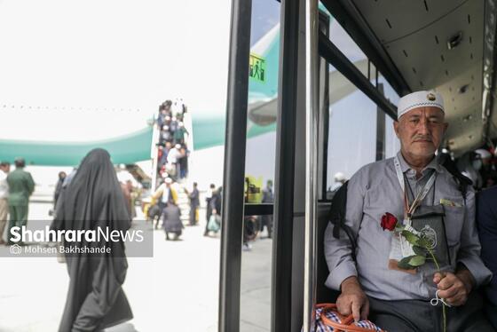 گزارش تصویری | بازگشت اولین کاروان حجاج خراسانی به مشهد