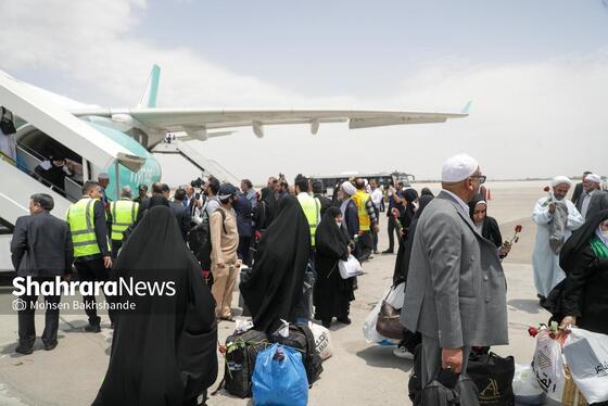 گزارش تصویری | بازگشت اولین کاروان حجاج خراسانی به مشهد