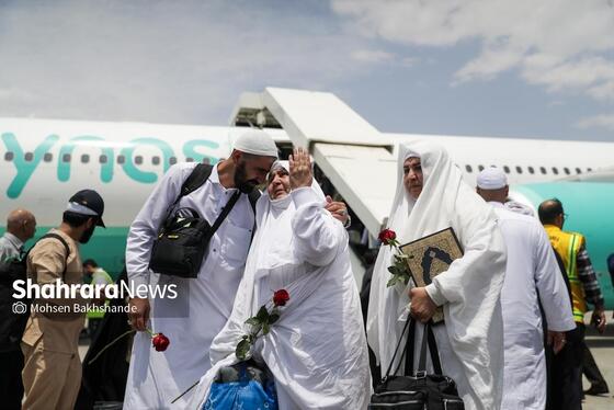 گزارش تصویری | بازگشت اولین کاروان حجاج خراسانی به مشهد