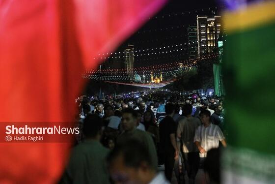 گزارش تصویری | حال‌وهوای خیابان امام‌رضا(ع) مشهد در شب عید غدیر ۱۴۰۴