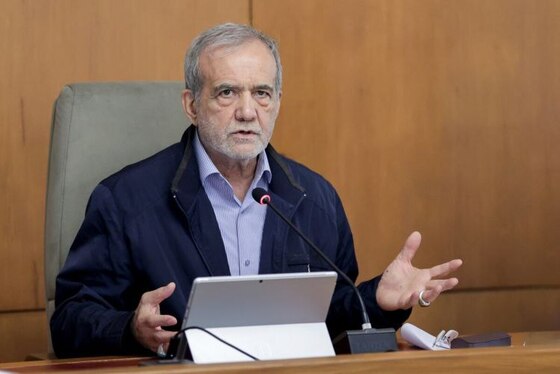 پزشکیان: ‌اگر مردم با ما همراه باشند هیچ مشکلی کشور را به مخاطره نمی‌اندازد