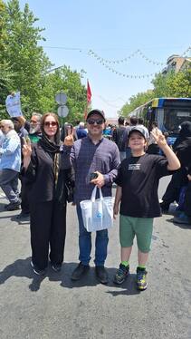 حضور باشکوه مردم در نماز جمعه همدلی و ایستادگی در دانشگاه تهران (۳۰ خرداد ۱۴۰۴) + عکس و فیلم