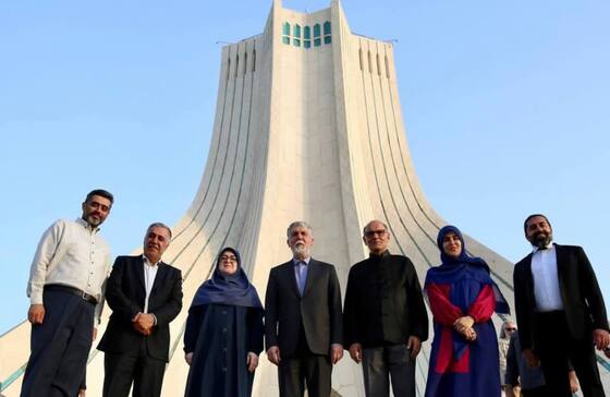 اجرای باشکوه ارکستر سمفونیک تهران در میدان آزادی