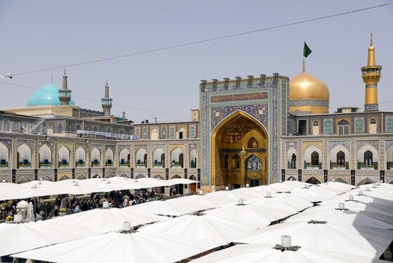 گزارش تصویری | حرم امام‌رضا(ع) به پیشواز محرم می‌رود (۵ تیر ۱۴۰۴)
