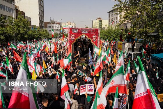 گزارش تصویری | مراسم تشییع پیکر شهدای اقتدار در تهران (۷ تیر ۱۴۰۴)