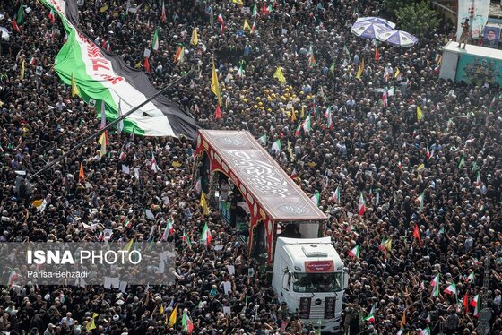 گزارش تصویری | مراسم تشییع پیکر شهدای اقتدار در تهران (۷ تیر ۱۴۰۴)