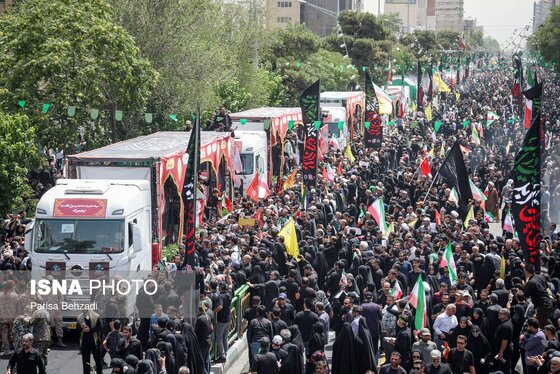 گزارش تصویری | مراسم تشییع پیکر شهدای اقتدار در تهران (۷ تیر ۱۴۰۴)