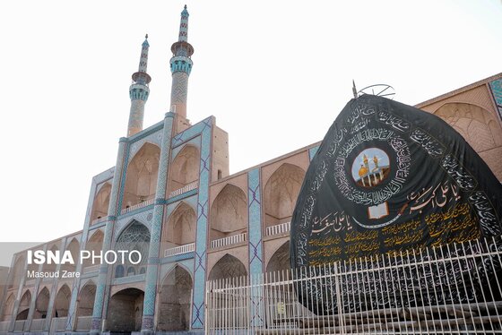 محرم ۱۴۰۴ | عکس‌هایی از عزاداری در دارالعباده یزد
