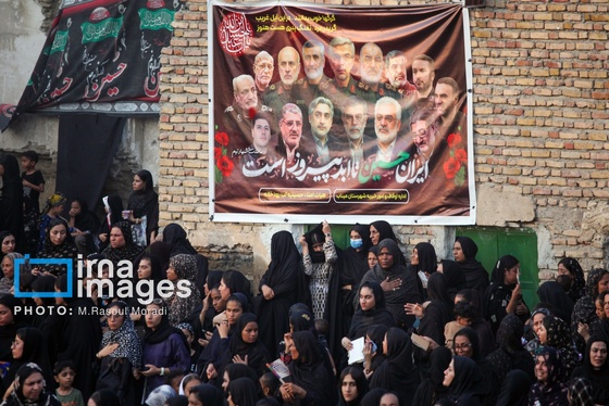 محرم ۱۴۰۴ | عکس‌هایی از آیین سنتی «عَلَم پیغمبر» در میناب