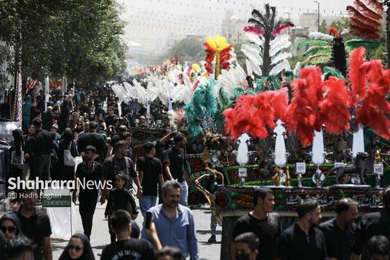 گزارش تصویری | عزاداری روز تاسوعای حسینی در خیابان های اطراف حرم مطهر رضوی