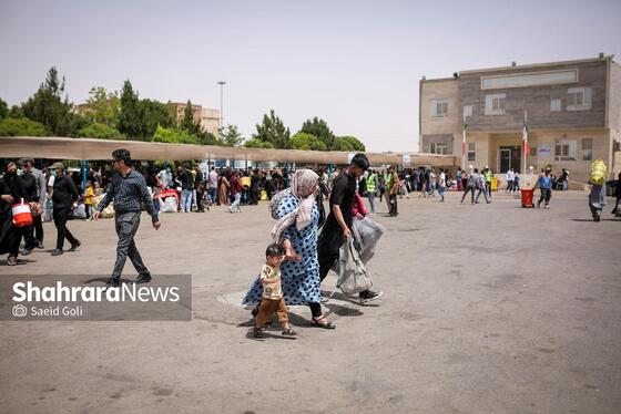 گزارش تصویری | روند خروج مهاجران افغانستانی غیرمجاز از مرز دوغارون