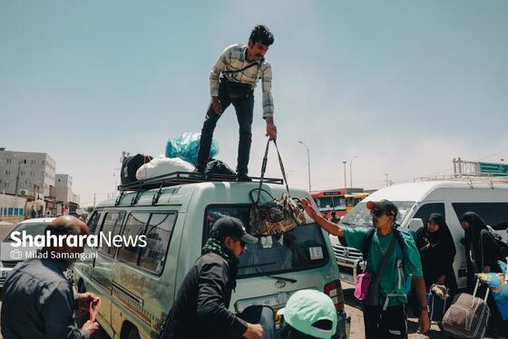 گزارش تصویری | ادامه روند خروج مهاجران افغانستانی غیرمجاز از مرز دوغارون