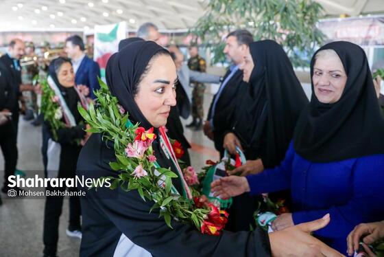 گزارش تصویری | استقبال از تیم ملی فوتبال بانوان ایران در مشهد