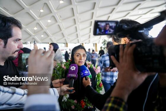 گزارش تصویری | استقبال از تیم ملی فوتبال بانوان ایران در مشهد
