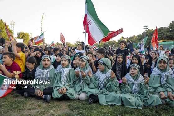 گزارش تصویری | اجتماع بزرگ کودکان و نوجوانان مشهدی در یادبود شهدای کودک و نوجوان ایرانی حمله رژیم صهیونی