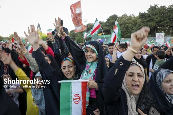 گزارش تصویری | اجتماع بزرگ کودکان و نوجوانان مشهدی در یادبود شهدای کودک و نوجوان ایرانی حمله رژیم صهیونی