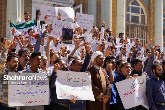 گزارش تصویری | تجمع جامعه پزشکی مشهد در بیمارستان امام رضا (ع) در اعتراض به نسل کشی رژیم صهیونیستی در غزه