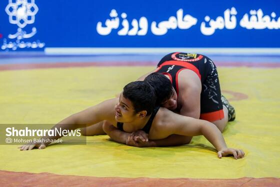 گزارش تصویری | پایان پنجمین لیگ کشتی محلات مشهد