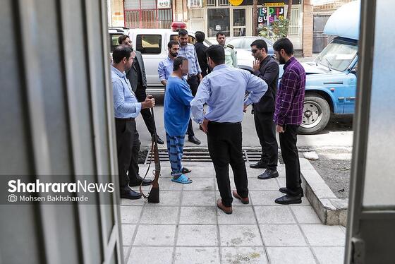 گزارش تصویری | بازسازی صحنه قتل پدر توسط پسر در خیابان سیدرضی مشهد