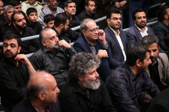 گزارش تصویری | مراسم بزرگداشت شهدای جنگ تحمیلی اخیر با حضور رهبر انقلاب اسلامی