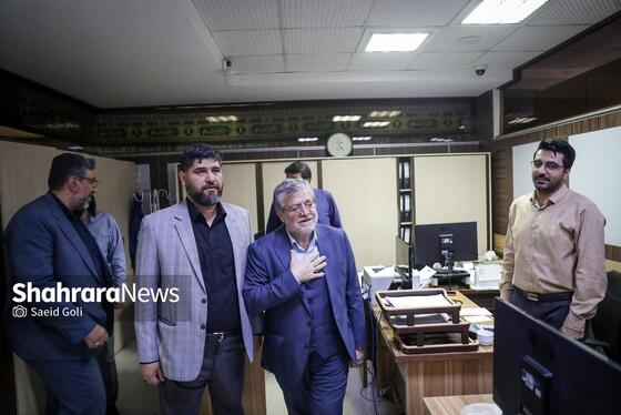 گزارش تصویری | حضور شهردار مشهد در موسسه فرهنگی شهرآرا به مناسبت روز خبرنگار