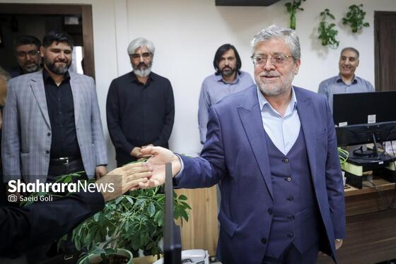 گزارش تصویری | حضور شهردار مشهد در موسسه فرهنگی شهرآرا به مناسبت روز خبرنگار