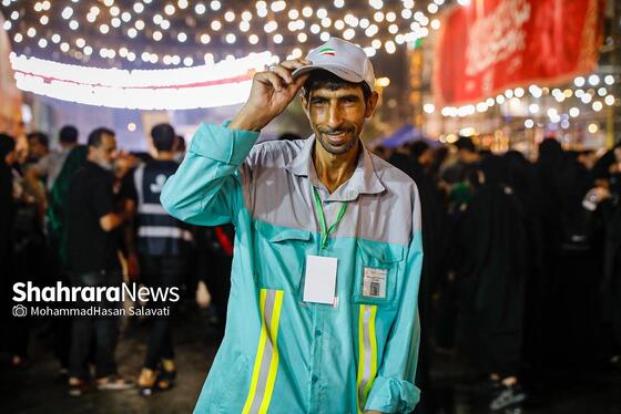 گزارش تصویری | خادمان فیروزه‌ای اربعین حسینی در نجف اشرف