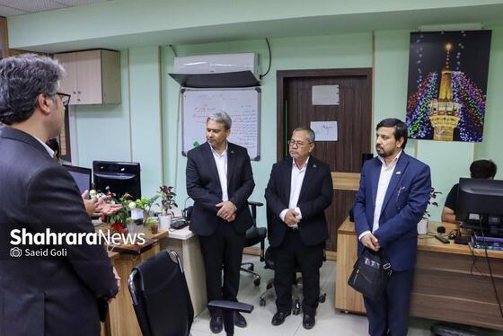 گزارش تصویری | بازدید مدیران استانی و شهری از روزنامه شهرآرا به مناسبت روز خبرنگار - ۲