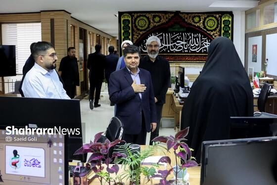 گزارش تصویری | بازدید مدیران استانی و شهری از روزنامه شهرآرا به مناسبت روز خبرنگار - ۲