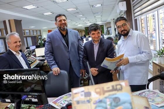 گزارش تصویری | بازدید مدیران استانی و شهری از روزنامه شهرآرا به مناسبت روز خبرنگار - ۲