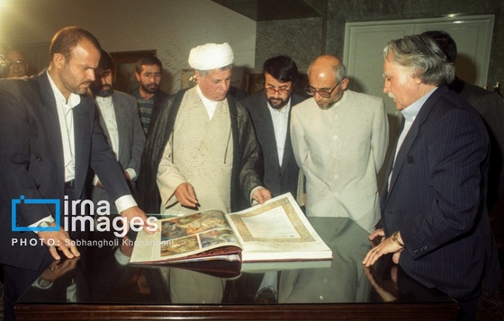 گزارش تصویری | استاد «محمود فرشچیان»