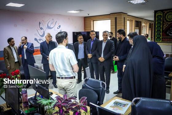 گزارش تصویری | بازدید مدیران استانی و شهری از روزنامه شهرآرا به مناسبت روز خبرنگار - ۳