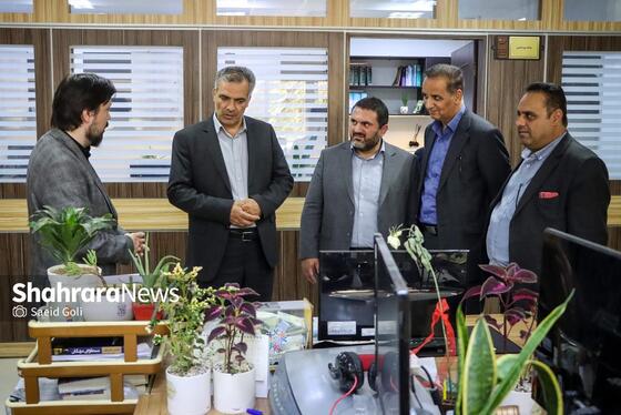 گزارش تصویری | بازدید مدیران استانی و شهری از روزنامه شهرآرا به مناسبت روز خبرنگار - ۳