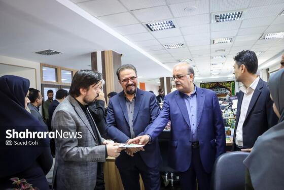 گزارش تصویری | بازدید مدیران استانی و شهری از روزنامه شهرآرا به مناسبت روز خبرنگار - ۳